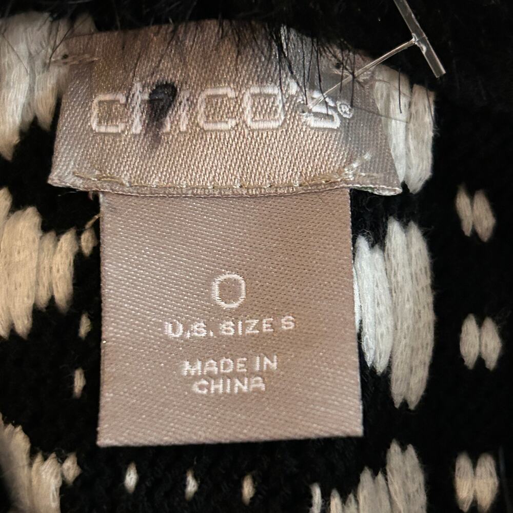Chico's Sweater Jacket
Convertible Faux Fur
Collar Black White size 4 - Picture 6 of 8